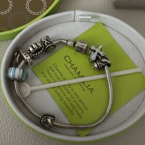 Chamilia charm Braclet